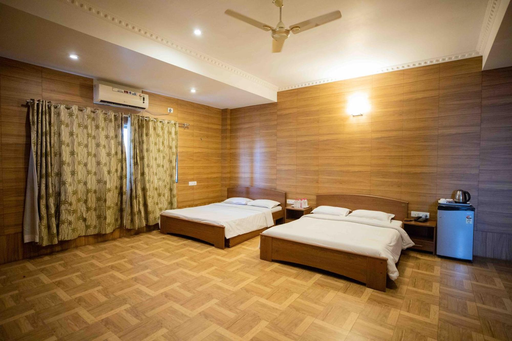 Gp Hotels And Resorts Nášik Exteriér fotografie